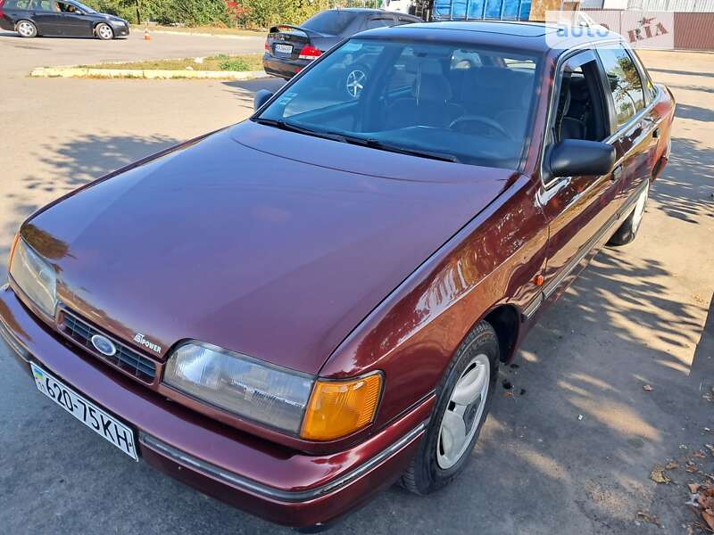Седан Ford Scorpio 1990 в Бучі