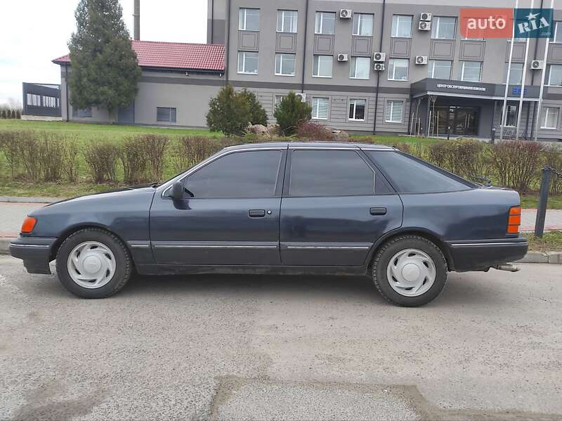 Ліфтбек Ford Scorpio 1987 в Луцьку