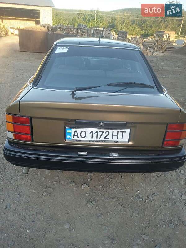 Седан Ford Scorpio 1985 в Оноковцы
