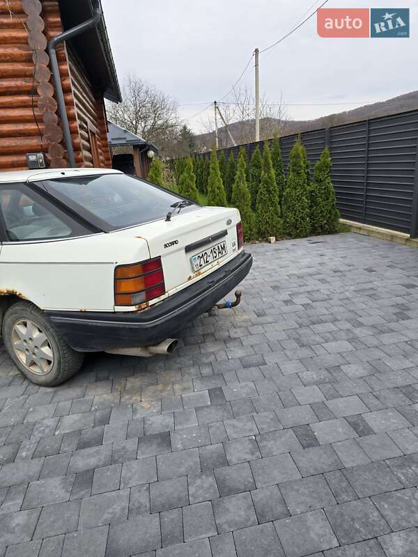 Лифтбек Ford Scorpio 1987 в 
