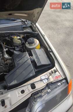 Седан Ford Scorpio 1990 в 