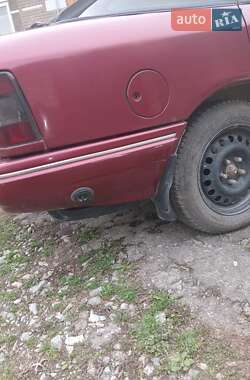Лифтбек Ford Scorpio 1989 в 
