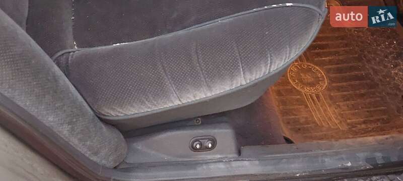 Лифтбек Ford Scorpio 1986 в Каменском