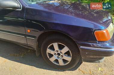 Седан Ford Scorpio 1990 в 