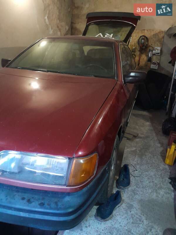 Седан Ford Scorpio 1990 в Рівному