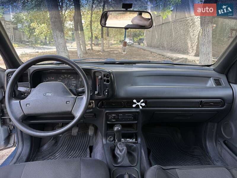 Лифтбек Ford Scorpio 1986 в Кривом Роге фото 5 Лифтбек Ford Scorpio 1986 в Кривом Роге