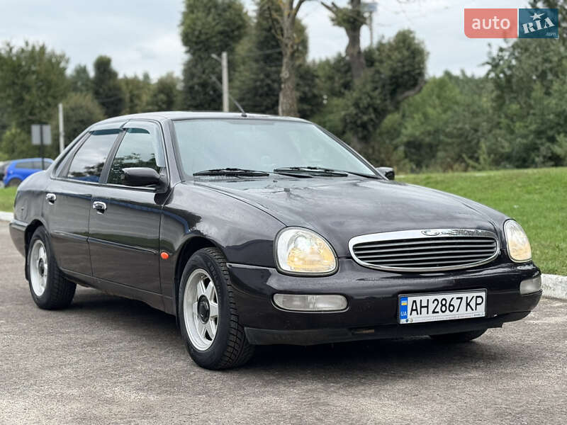 Седан Ford Scorpio 1996 в Радивиліві
