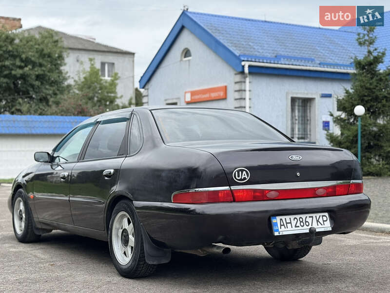 Седан Ford Scorpio 1996 в Радивиліві