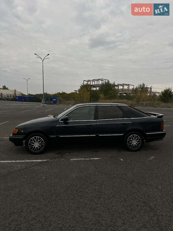 Седан Ford Scorpio 1987 в Киеве