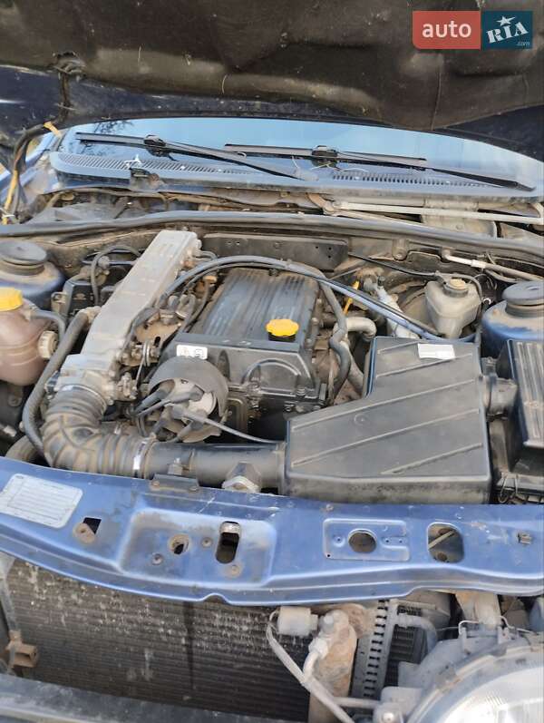 Седан Ford Scorpio 1990 в Зенькове