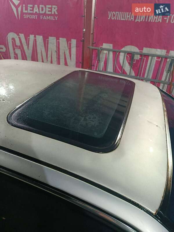 Седан Ford Scorpio 1993 в Чернівцях