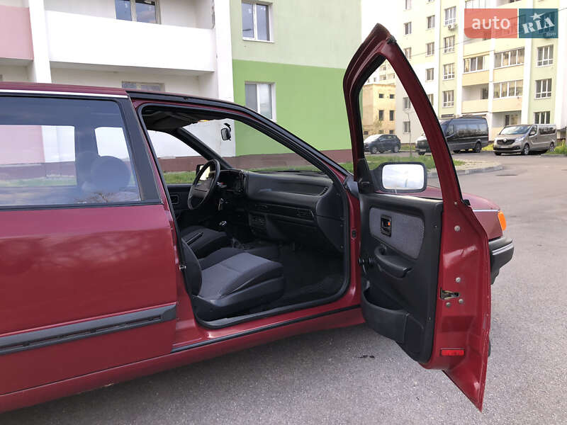 Ліфтбек Ford Scorpio 1987 в Харкові