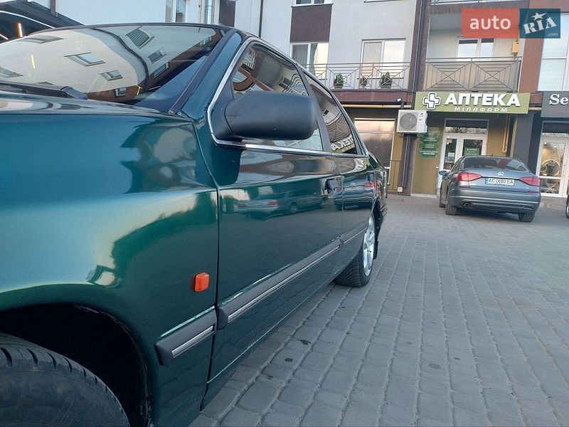 Седан Ford Scorpio 1993 в Ратным