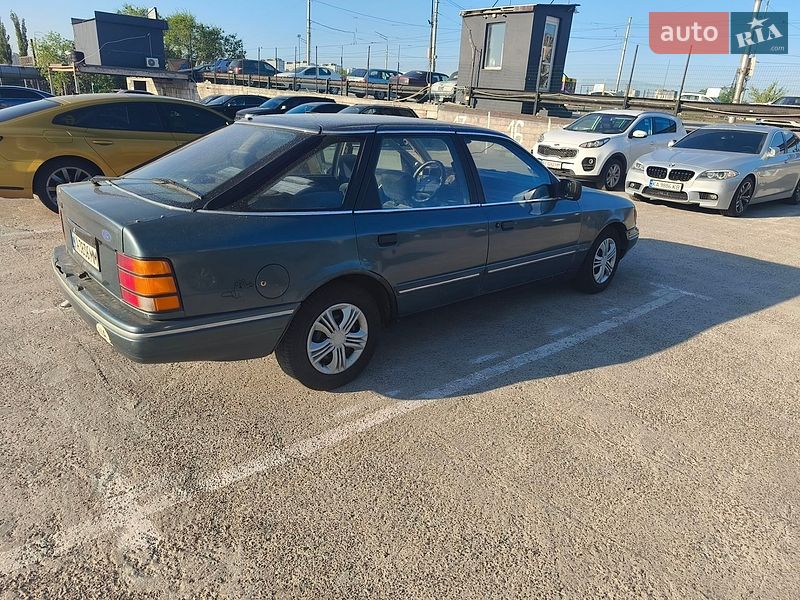 Ліфтбек Ford Scorpio 1988 в Києві