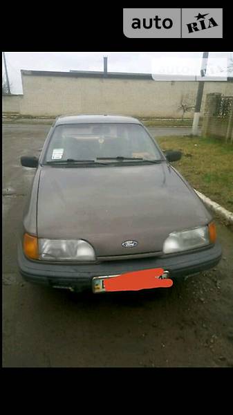 Хэтчбек Ford Sierra 1987 в Ровно