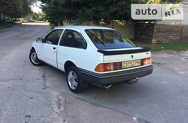 Седан Ford Sierra 1986 в Чернигове