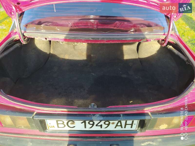 Седан Ford Sierra 1987 в Буске