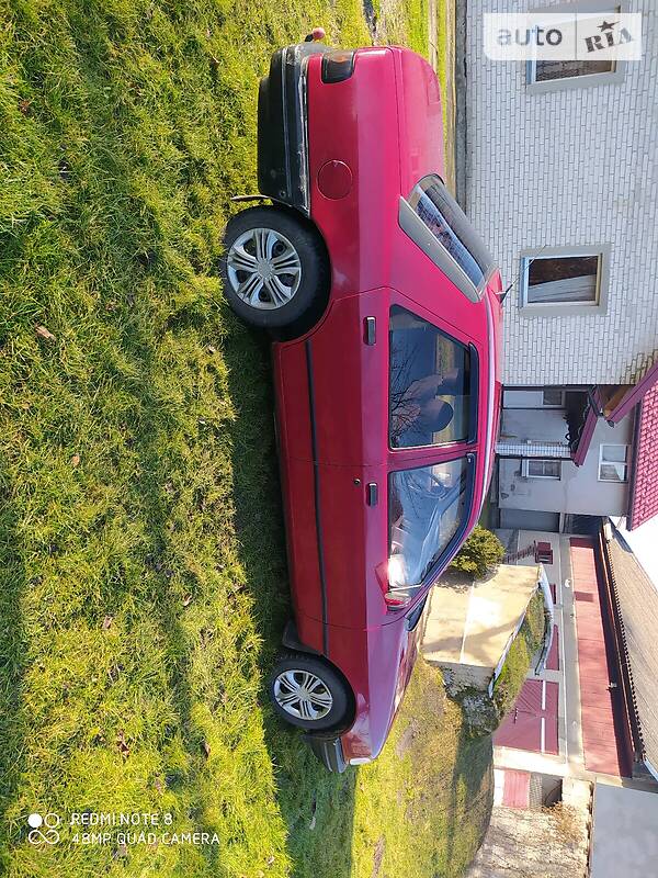 Седан Ford Sierra 1987 в Буске