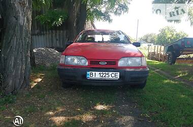 Седан Ford Sierra 1990 в Горишних Плавнях