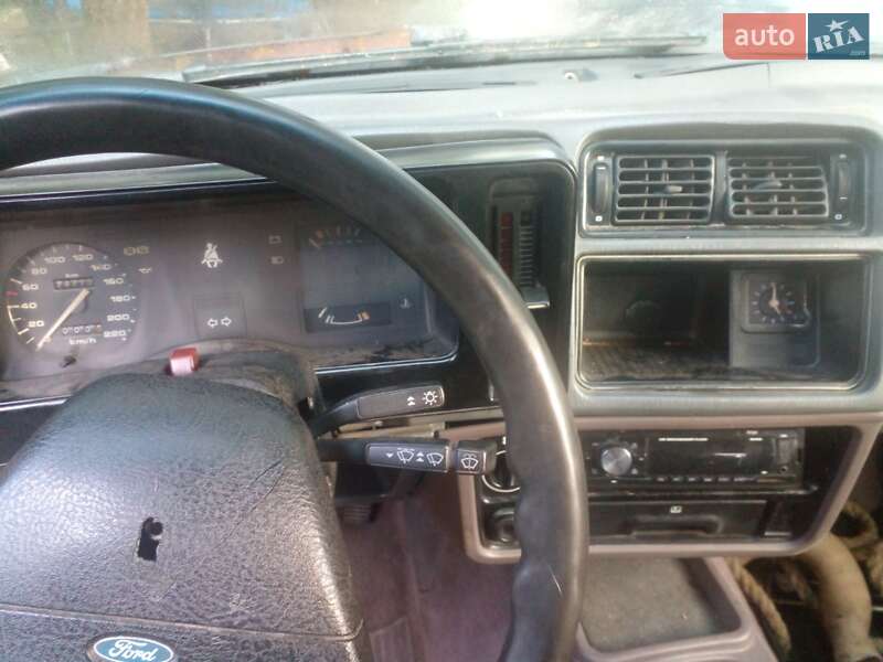 Универсал Ford Sierra 1985 в Звягеле