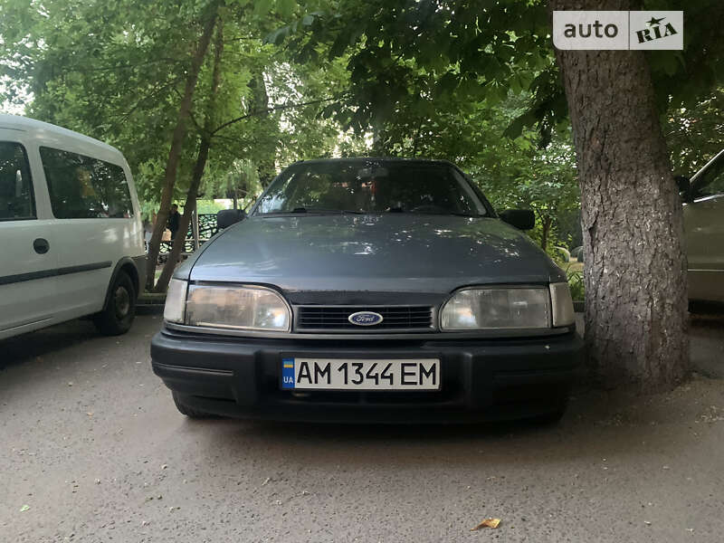 Седан Ford Sierra 1992 в Житомирі