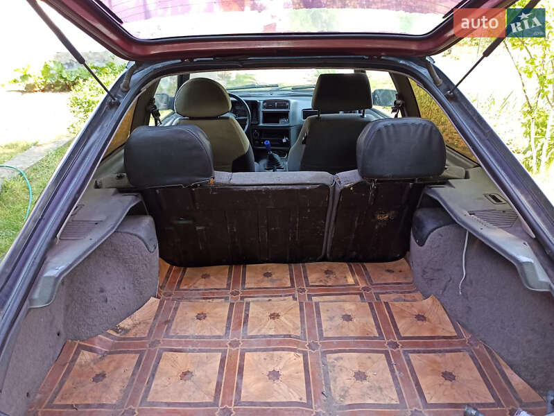Купе Ford Sierra 1986 в Жидачове