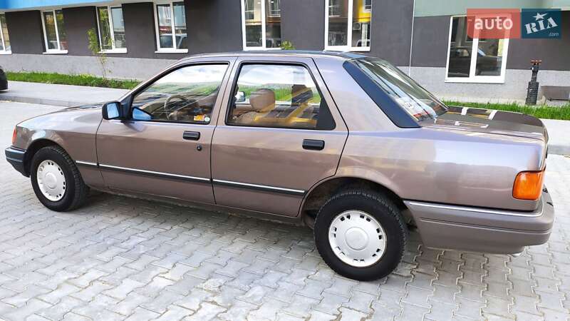 Седан Ford Sierra 1987 в Черновцах