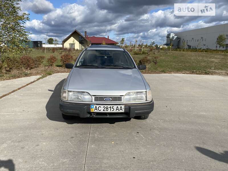 Седан Ford Sierra 1989 в Коростені