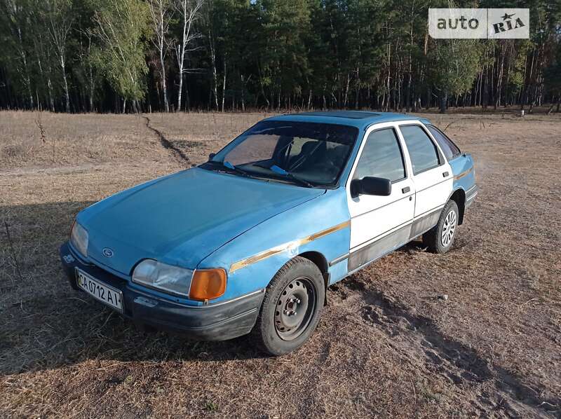Лифтбек Ford Sierra 1987 в Кропивницком