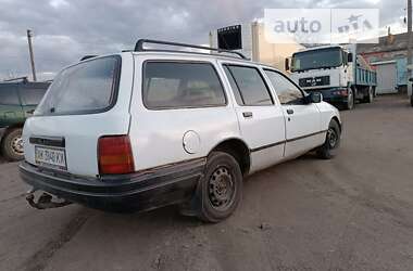 Универсал Ford Sierra 1988 в Тростянце