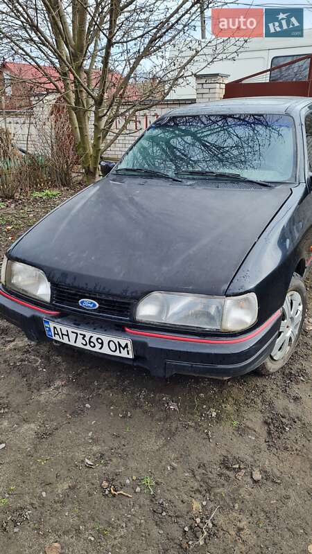 Седан Ford Sierra 1991 в Гайсине
