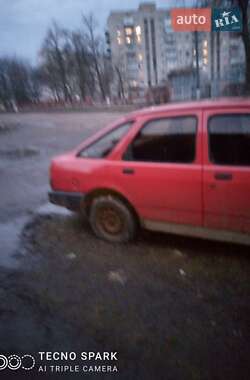 Лифтбек Ford Sierra 1985 в Ромнах