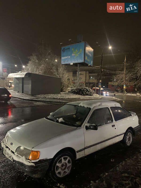 Лифтбек Ford Sierra 1989 в Черновцах фото Лифтбек Ford Sierra 1989 в Черновцах