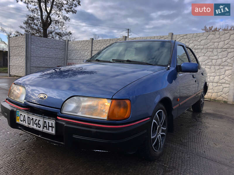 Седан Ford Sierra 1989 в Олександрії