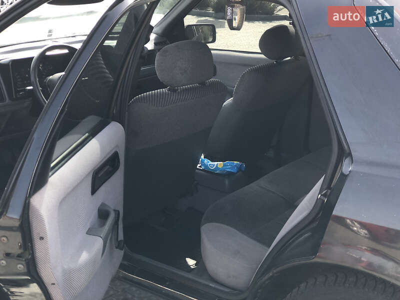 Седан Ford Sierra 1988 в Полтаве