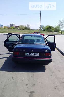 Седан Ford Sierra 1990 в Киеве