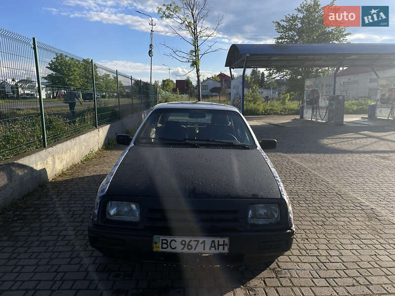 Ліфтбек Ford Sierra 1986 в Долині