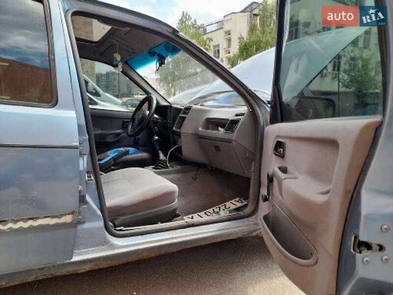 Лифтбек Ford Sierra 1986 в Киеве фото 2 Лифтбек Ford Sierra 1986 в Киеве