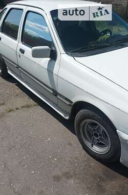 Ліфтбек Ford Sierra 1986 в Запоріжжі