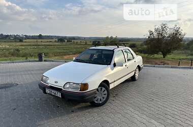 Седан Ford Sierra 1988 в Шумську