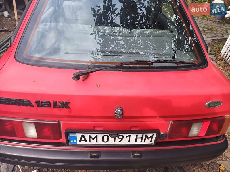 Седан Ford Sierra 1988 в Бердичеве