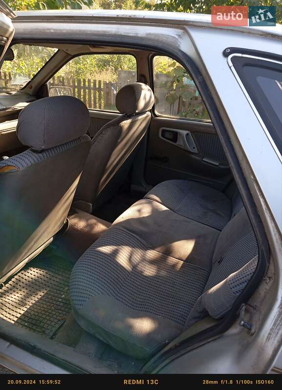 Лифтбек Ford Sierra 1984 в Жмеринке фото 8 Лифтбек Ford Sierra 1984 в Жмеринке