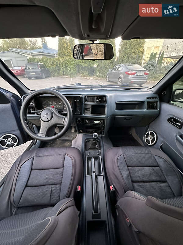 Седан Ford Sierra 1989 в Днепре