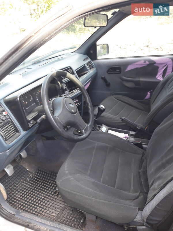 Лифтбек Ford Sierra 1989 в Мироновке