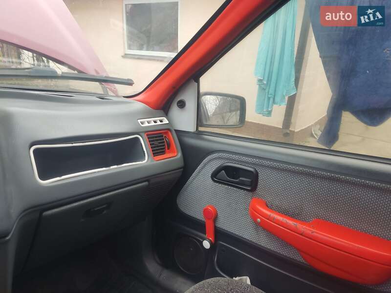 Лифтбек Ford Sierra 1989 в Ровно фото 5 Лифтбек Ford Sierra 1989 в Ровно