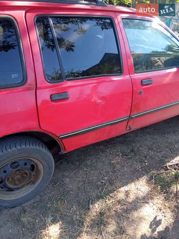 Универсал Ford Sierra 1989 в Запорожье фото 3 Универсал Ford Sierra 1989 в Запорожье