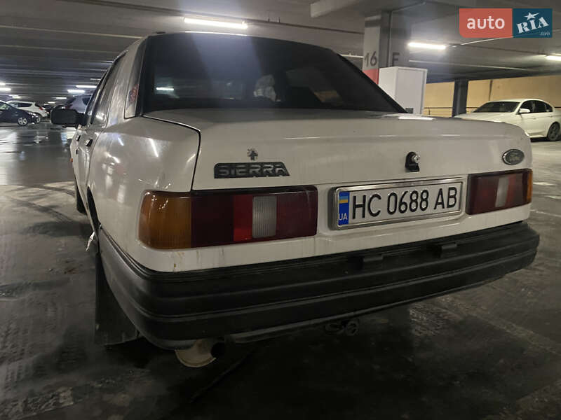 Седан Ford Sierra 1988 в Львові