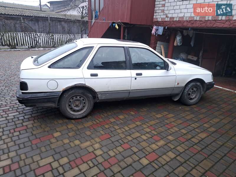Лифтбек Ford Sierra 1992 в Житомире фото 3 Лифтбек Ford Sierra 1992 в Житомире