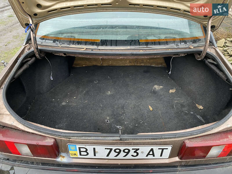 Седан Ford Sierra 1988 в Полтаве