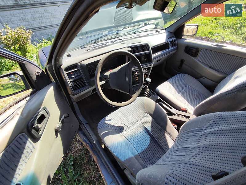Лифтбек Ford Sierra 1984 в Днепре
